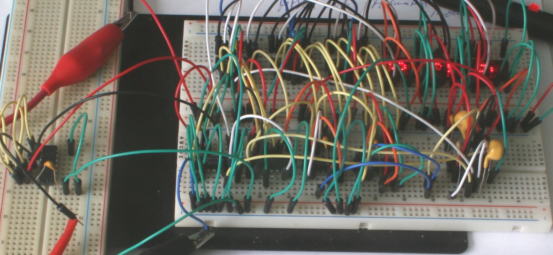 Gate circuit test on bread board