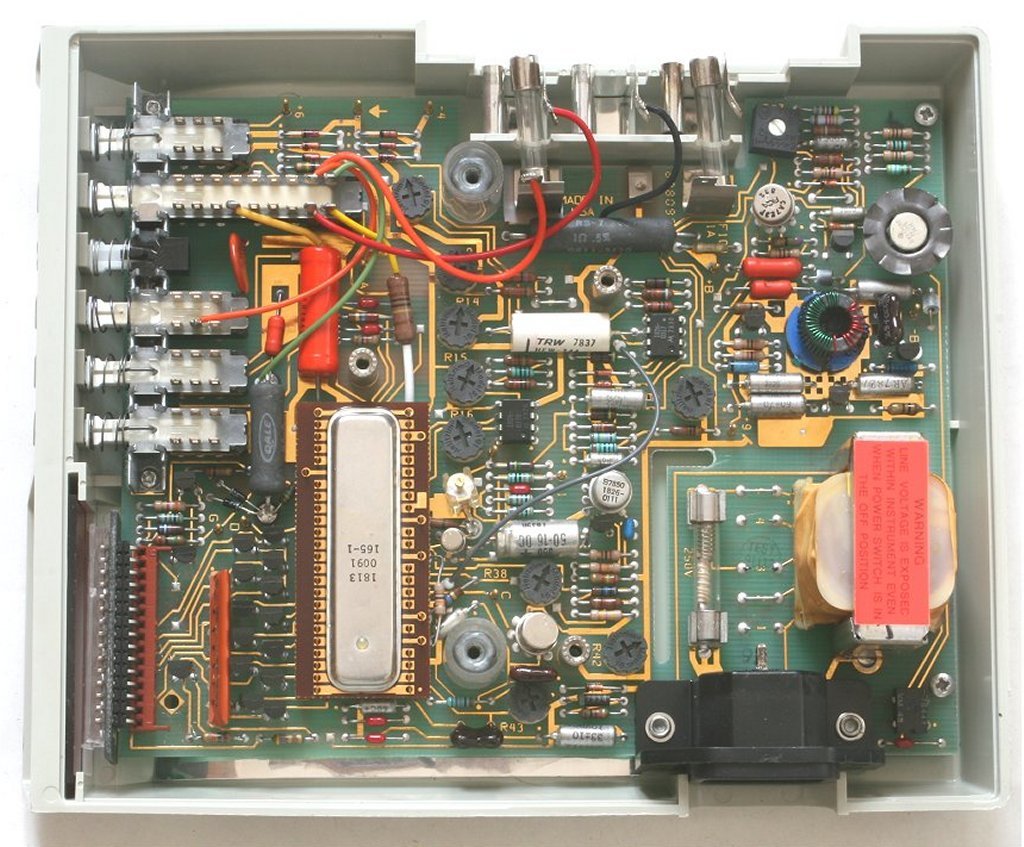 HP 3476B Digital Multimeter inside