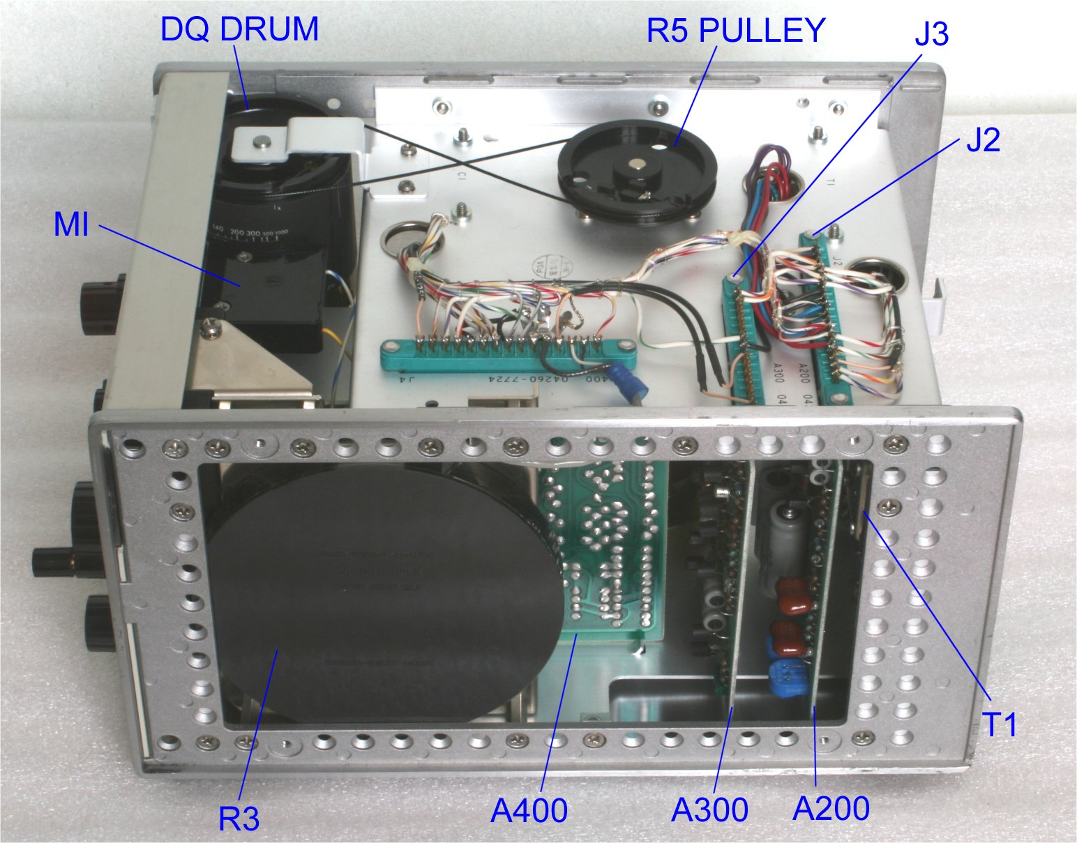 HP 4260A right side
